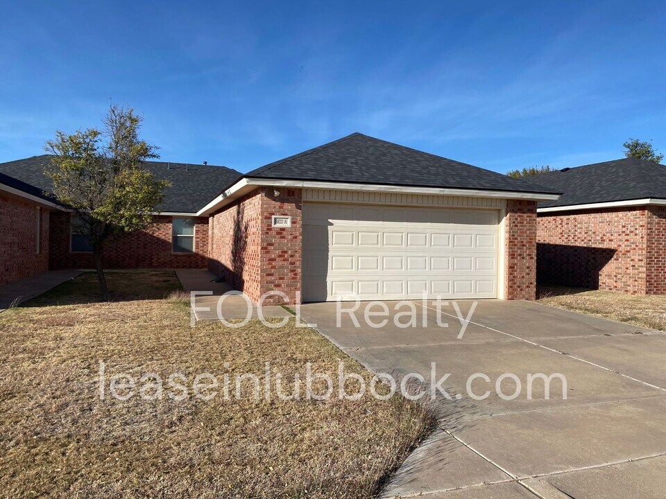 5822 96th St in Lubbock, TX - Building Photo