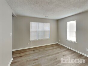 7019 Hunter Gln Dr in Charlotte, NC - Building Photo - Building Photo