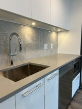 Spencer House in Vancouver, BC - Building Photo - Building Photo