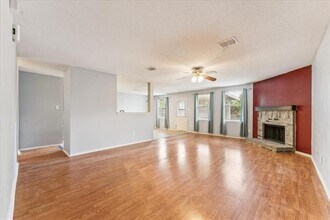 1516 Lone Star Ct in Mesquite, TX - Building Photo - Building Photo