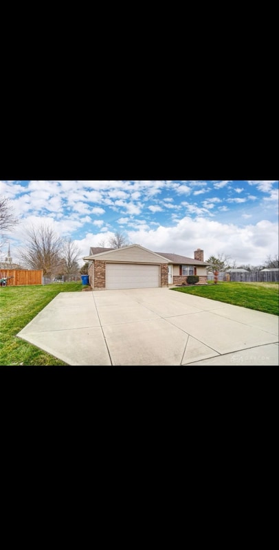 5965 Deer Park Pl in Huber Heights, OH - Building Photo - Building Photo