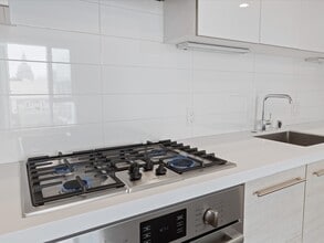 555 Fulton St, Unit 522 in San Francisco, CA - Building Photo - Building Photo