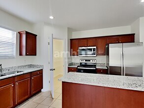 9848 Edmonton Dr in Land O Lakes, FL - Building Photo - Building Photo