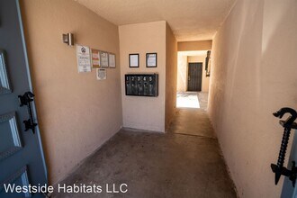 3753 Veteran - fully renovated unit in Los Angeles in Los Angeles, CA - Building Photo - Building Photo