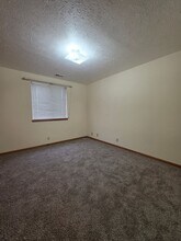 2665 N 93rd St in Omaha, NE - Building Photo - Building Photo