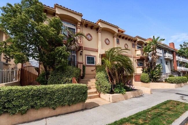 property at 14819 Magnolia Blvd