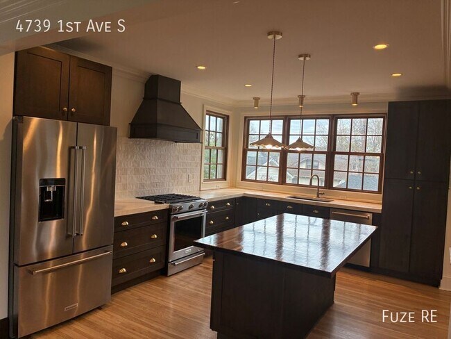 4739 1st Ave S in Minneapolis, MN - Building Photo - Building Photo