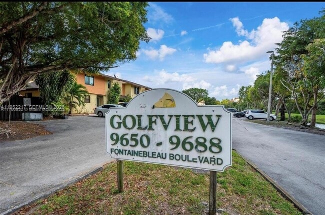 9678 Fontainebleau Blvd