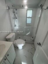 235 Salamanca Ave in Coral Gables, FL - Building Photo - Building Photo
