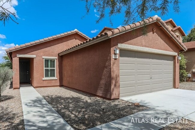 9482 Desert Fauna Loop in Tucson, AZ - Building Photo - Building Photo