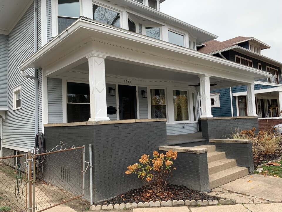 2948 Broadway St in Toledo, OH - Building Photo