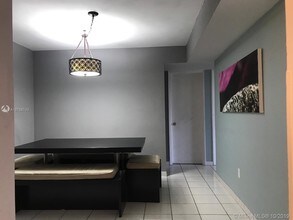 3285 Foxcroft Rd-Unit -E317 in Miramar, FL - Building Photo - Building Photo