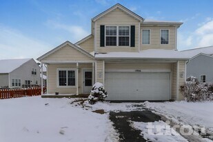 5906 Lake Pointe Dr in Plainfield, IL - Building Photo