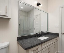 5801 Ozark Ave in Alton, TX - Building Photo - Building Photo