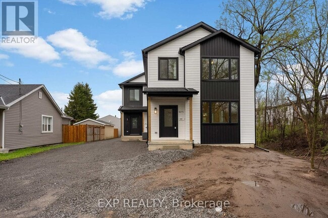 property at 4271 5th Ave