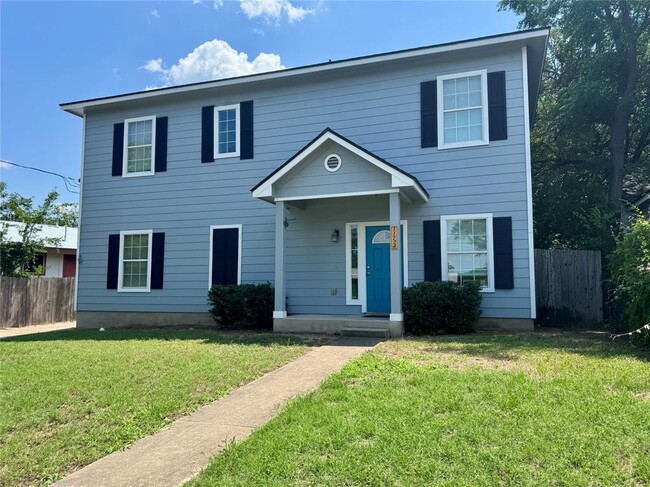 property at 1172 Oak Grove Ave