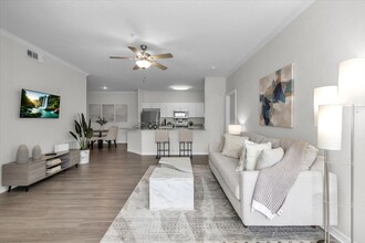 Marigot Bay in Sarasota, FL - Building Photo - Building Photo