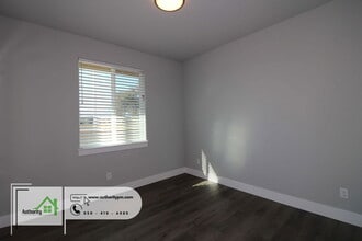 2879 Calaveras Ct in Redding, CA - Building Photo - Building Photo