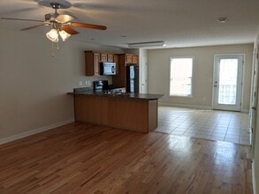 563 Boring Chapel Road #22 in Johnson City, TN - Foto de edificio - Building Photo