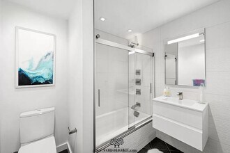 136 Beekman St in New York, NY - Foto de edificio - Building Photo