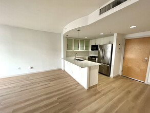 2929 1st Ave, Unit 604 in Seattle, WA - Foto de edificio - Building Photo