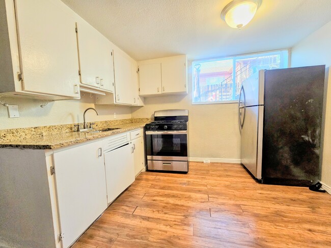 328 S Alcott St, Unit 328