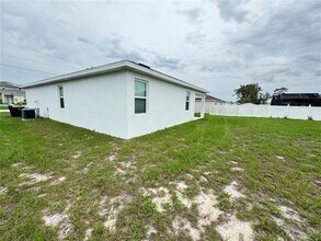 13 Zinnia Ln in Poinciana, FL - Building Photo - Building Photo