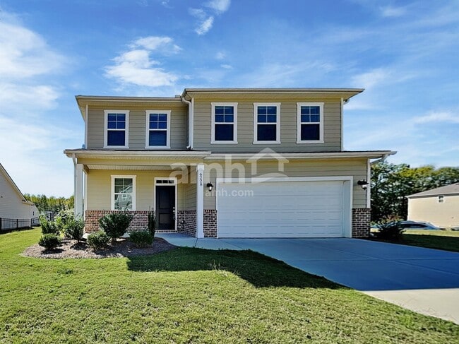 property at 2854 Chapel Hill Rd