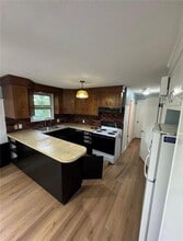 75 Hobson Ave in North Providence, RI - Building Photo - Building Photo