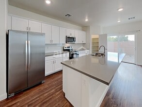 707 Terrain Star Ave in North Las Vegas, NV - Foto de edificio - Building Photo