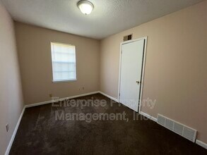 5312 Plover Dr in Memphis, TN - Building Photo - Building Photo