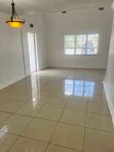 3200 Coral Springs Dr in Coral Springs, FL - Building Photo - Building Photo