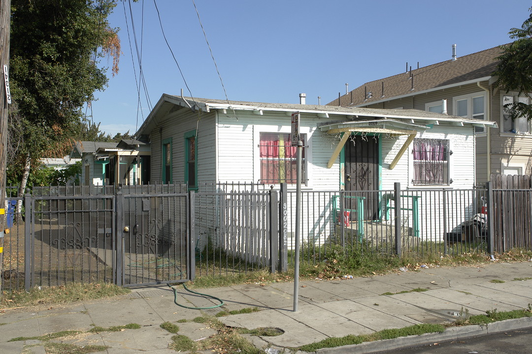 1439 86th Ave in Oakland, CA - Building Photo