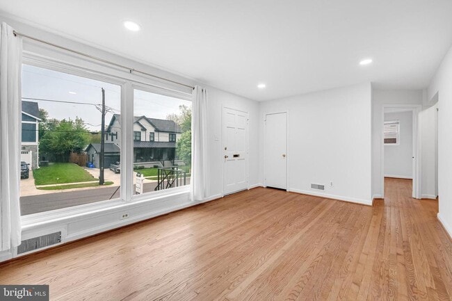 property at 5023 Druid Dr