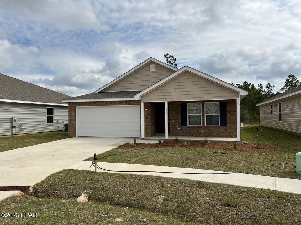 5584 Lexa Ln in Panama City, FL - Building Photo