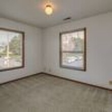 2420 E St in Bellingham, WA - Building Photo - Building Photo