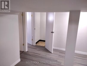 1254 Dorchester Ave in Ottawa, ON - Building Photo - Building Photo