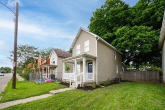244 Hinkle Ave in Columbus, OH - Building Photo - Building Photo