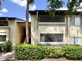 6118 Curry Ford Rd in Orlando, FL - Building Photo