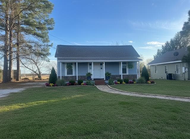 property at 532 W Hughes St