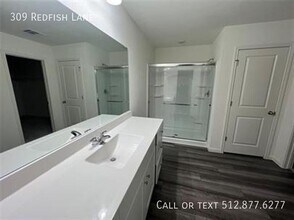 309 Redfish Ln in Hutto, TX - Building Photo - Building Photo