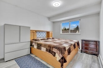 12474-1290A 90a Ave in Surrey, BC - Building Photo - Building Photo