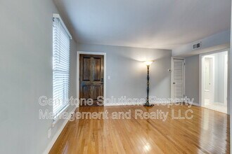 1011 Murfreesboro Rd in Franklin, TN - Building Photo - Building Photo