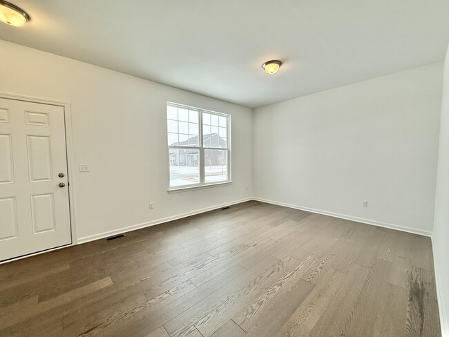 6173 S Trailwoods Dr in Ann Arbor, MI - Building Photo - Building Photo