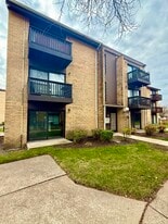 1173 S Forums Ct in Wheeling, IL - Building Photo