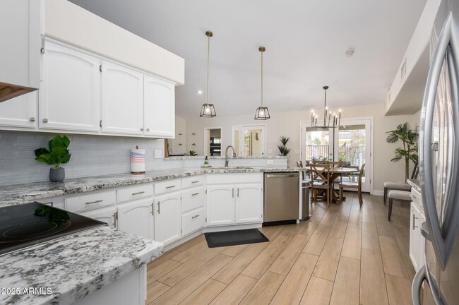 5638 E Helena Dr in Scottsdale, AZ - Building Photo - Building Photo