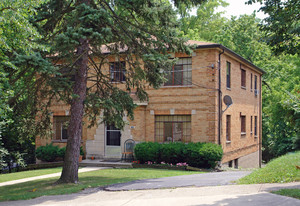 2802 Temple Ave Apartments