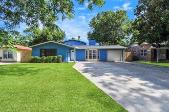 2713 John St in La Marque, TX - Building Photo - Building Photo