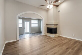 11504 Robles Del Rio Pl in Tampa, FL - Foto de edificio - Building Photo
