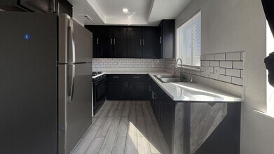 2350 Osbun Rd in San Bernardino, CA - Building Photo - Building Photo